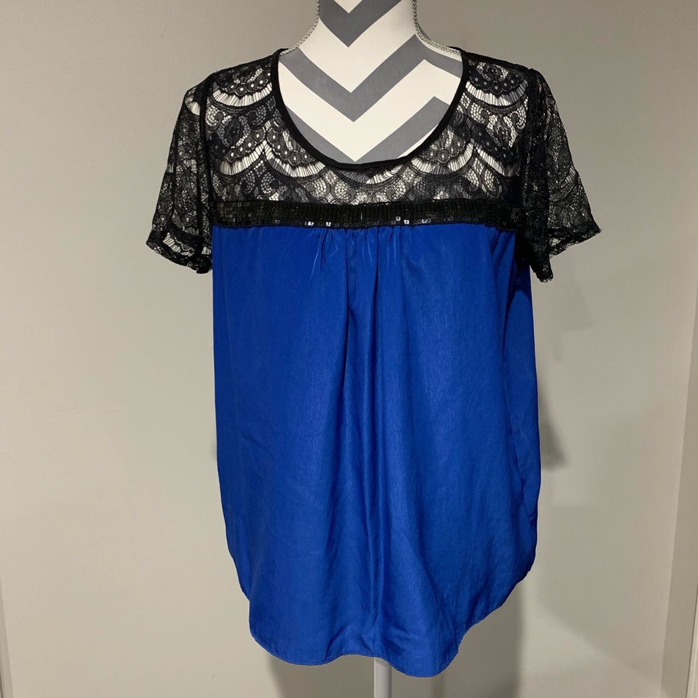 Jessica Simpson Lace Top Large